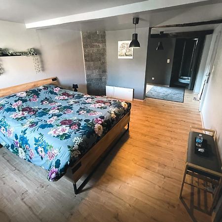 エワイユ Le Petit Broux Bed & Breakfast エクステリア 写真
