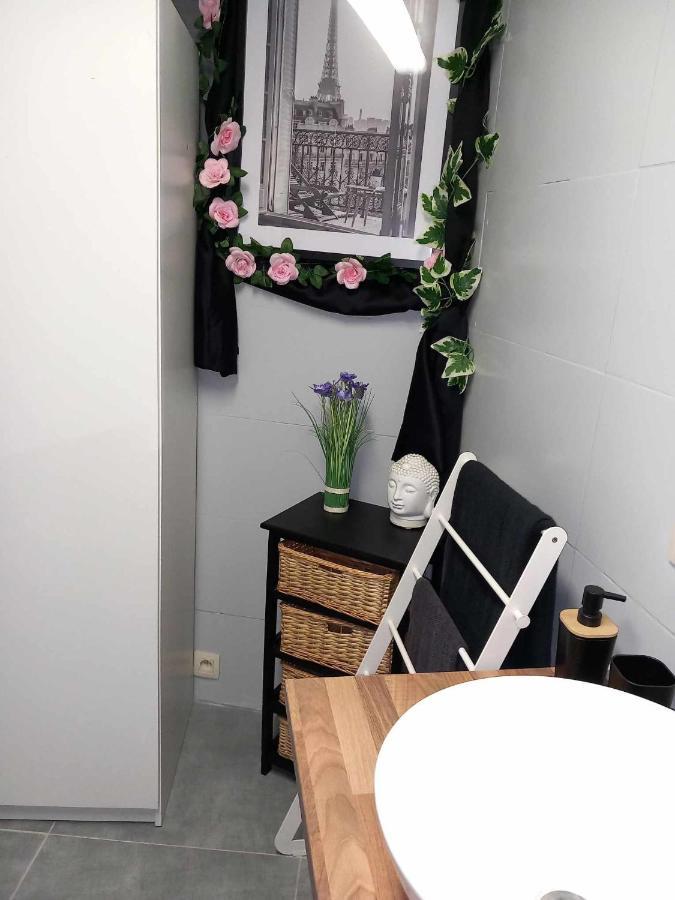 エワイユ Le Petit Broux Bed & Breakfast エクステリア 写真